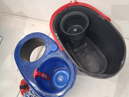 vileda easywring rinseclean spin mop & bucket system with reusable microfiber mophead & extendable handle - blue image 4
