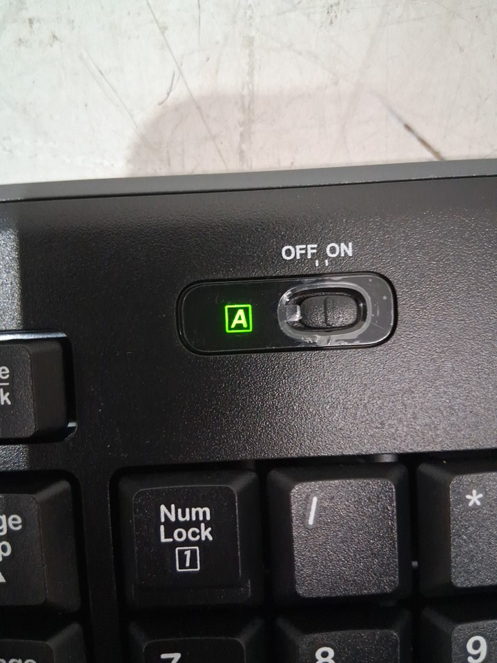 Logitech Wireless Keyboard & Mouse Combo - 2.4 GHz - Black (Model: MK270) image 4