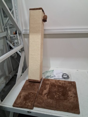 AmazonBasics Premium Tall Cat Scratching Post - LARGE - 35.4" x 15.7" x 15.7" - Brown Carpet - (MODEL: B07G3SLKQ8) image 3