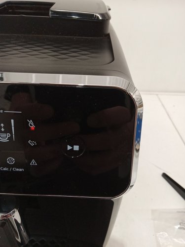 PHILIPS 2200 SERIES FULLY AUTOMATIC ESPRESSO/COFFEE MACHINE WITH BUILT-IN MILK FROTHER & GRINDER - BLACK (MODEL: EP2220/14) image 2