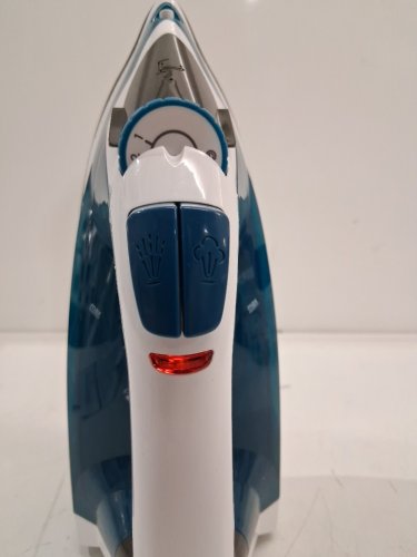 black+decker evensteam non-stick easy steam compact professional iron (model: IR06VC) image 3