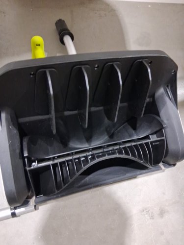 DEKOPRO ELECTRIC CORDLESS SNOW SHOVEL WITH 2 BATTERIES AND CHARGER- 17" 40V- GREY/GREEN/BLACK ( MODEL: DKPGSRA017B1) image 3