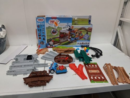 Thomas & Friends Motorized Toy Track Deliver the Barrels! - (MODEL: JGY30) image 3