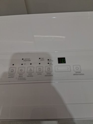 MIDEA EASYDRY DEHUMIDIFIER WITH DIGITAL DISPLAY - 1500SQ.FT. COVERAGE - WHITE (MODEL: MAD22C1AWS) image 10