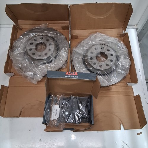 8PC CMX LEFT/RIGHT REPLACEMENT CERAMIC BRAKES WITH REAR BRAKE ROTORS FOR VARIOUS VOLKWAGEN AND AUDI MODELS - *SEE IN PHOTOS* - SILVER/BLACK - (MODEL: CMX-D1761/8-980585)) image 3
