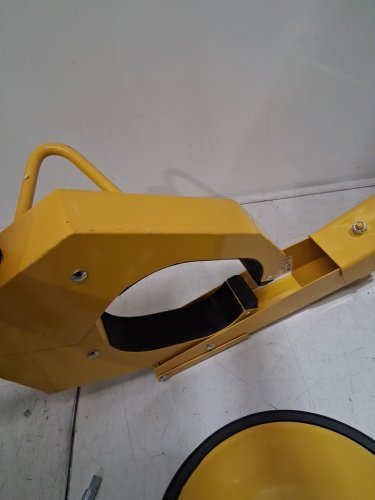Tevlaphee Dual Lock Anti-Theft  Wheel Clamp lock with 3 keys and Adjustable Lug Nuts Cover for Cars, Trucks, SUVs, Campers- yellow/black-(model:‎ TSAZ01) image 6