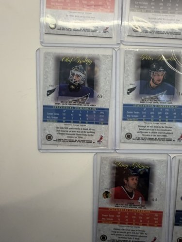 8 TOPPS GOLD LABEL 1999 HOCKEY CARDS image 4