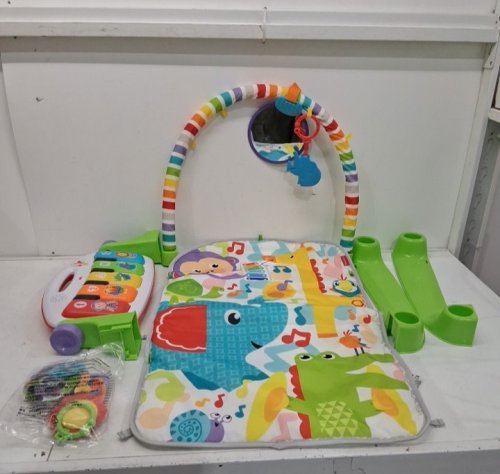 FISHER-PRICE DELUXE KICK & PLAY PIANO GYM and MARACAS - French Version - multicolour (MODEL: GDD08-9963) image 2