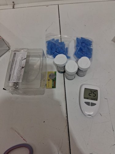 BLOOD GLUCOSE MONITOR KIT - METER, RECORD SHEET, BLOOD COLLECTION PEN - (MODEL: MT-BGM02) image 2