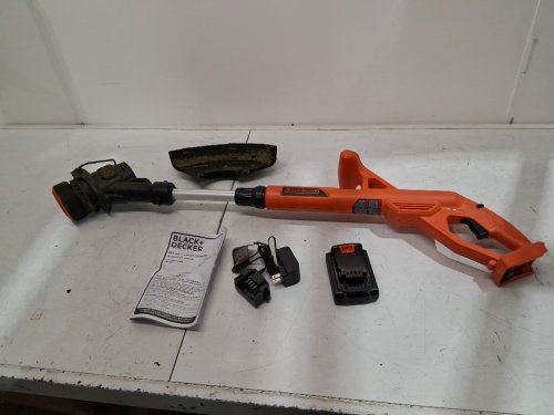 BLACK+DECKER STRING TRIMMER/EDGER - 10" - BLACK/ORANGE (MODEL: LST201-ca) image 3