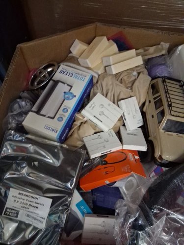 assorted MIXED item MYSTERY PALLET - VARIOUS PRODUCTS - aprox 300+ - (pallet #43) image 7
