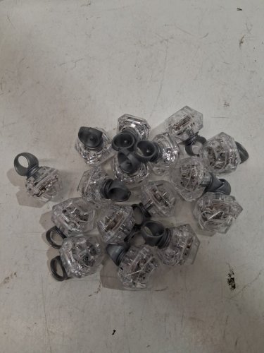 16pc led flashing diamond party rings image 3
