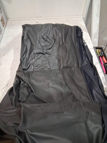 INTEX DURA-BEAM PLUS DELUXE PILLOW REST RAISED AIR MATTRESS WITH BUILT-IN ELECTRIC PUMP - QUEEN 60" X 16.5" X 80" (MODEL: ‎AP619D/64135ED) image 4