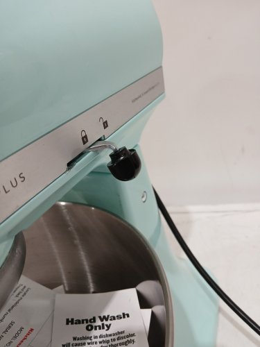 KITCHENAID ARTISAN SERIES TILT-HEAD STAND MIXER WITH SPLASH GUARD & ATTACHMENTS - 5QT BOWL - MINERAL WATER BLUE (MODEL: KSM150PSMI) image 7