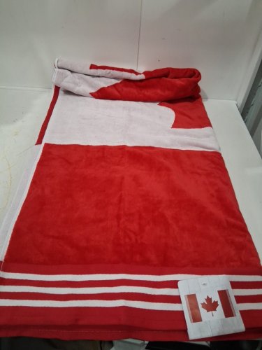 Safdie & co Canada day jacquard beach towel - 40" x 70" - red/white (model: 1993030) image 2