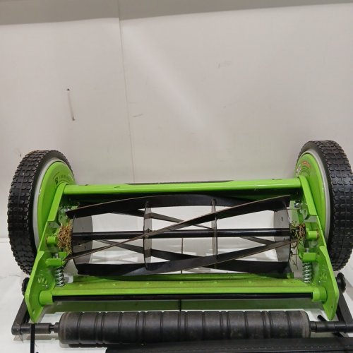 GreenWorks 16" Reel Lawn Mower with Grass Catcher - Green (Model: 25052) image 5