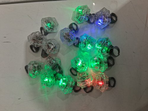 16PK led flashing ring party favors - multicoloured image 3