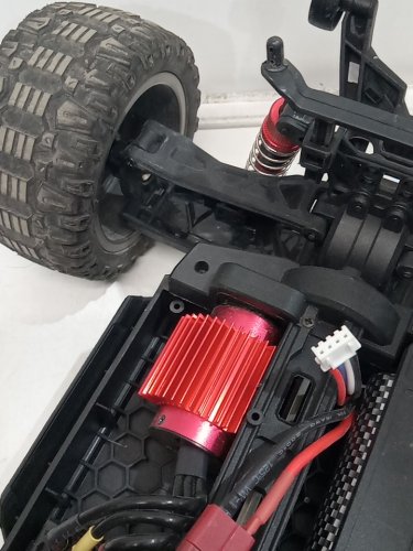 deerc all terrain Brushless rc monster truck - 1:10 scale - 60km/h 4wd - 2.4ghx - black - (model:209e) image 26