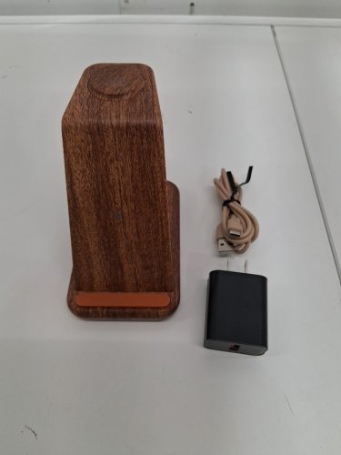 3-IN-1 WIRELESS CHARGING STATION - IPHONE 11-17 - WOOD FINISH image 3
