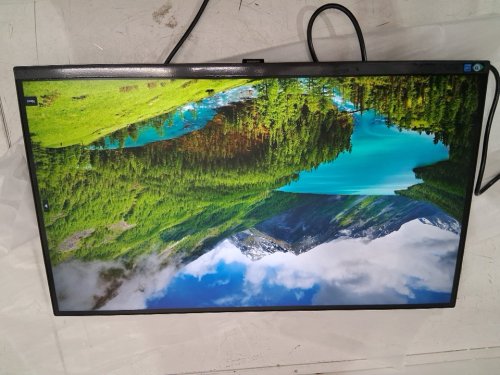 Samsung ViewFinity S7 4K IPS Monitor - 27" 5ms, 60Hz Refresh Rate, HDMI, DisplayPort and USB-A/B, HDR10, Flicker-Free, Adjustable Stand - Black (model: s27d702ean) image 4
