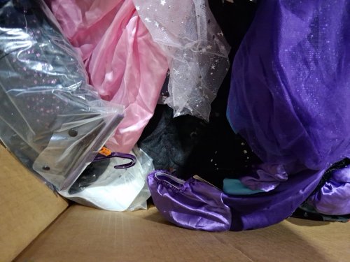 assorted MIXED item Halloween costume MYSTERY PALLET - VARIOUS costumes - aprox 150+ (PALLET #2) image 9