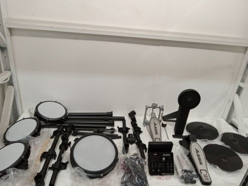 8pc Alesis Nitro MAX Bluetooth Electric Drum Kit with Quiet Mesh Pads - BLACK (MODEL: NITROMAXKITXUS) image 3