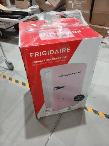 frigidaire compact rounded retro premium mini fridge - 3.2 cu.ft - pink (model: efr372-pink-6com) image 6
