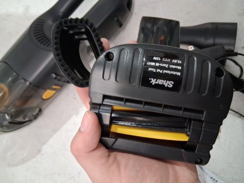 SHARK HANDHELD CORDLESS ULTRA CYCLONE VACUUM - 100W - BLACK/GOLD (MODEL: CH951C) image 7