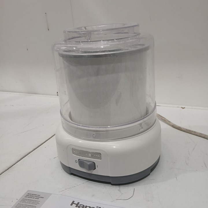 HAMILTON BEACH ELECTRIC ICE CREAM MAKER - MAKES 1.5QT - WHITE (MODEL: 68880C) image 5