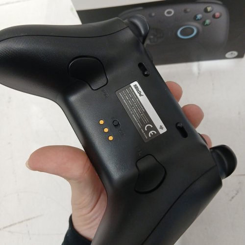 8BITDO ULTIMATE 2 WIRELESS GAMING CONTROLLER WITH TMR JOYSTICKS, SWITCHABLE HALL EFFECT/TACTILE TRIGGERS, RGB FIRE RING - BLACK image 4