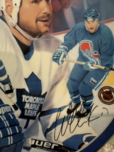 NHL TORONTO MAPLE LEAFS WENDEL CLARK #17 HEROES ON ICE 4TH ISSUE "HEART AND SOUL" LIMITED EDITION PLATE  - BY RON DEFELICE image 3