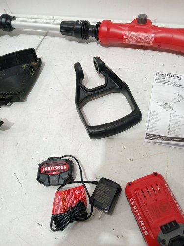 CRAFTSMAN CORDLESS string trimmer & edger WEEDWACKER with automatic line feed - 13" - 20V - black/red (MODEL: CMCST90001) image 6