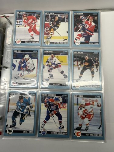 580 APPROX ASSSTD SCORE 1992 NHL HOCKEY CARDS image 15