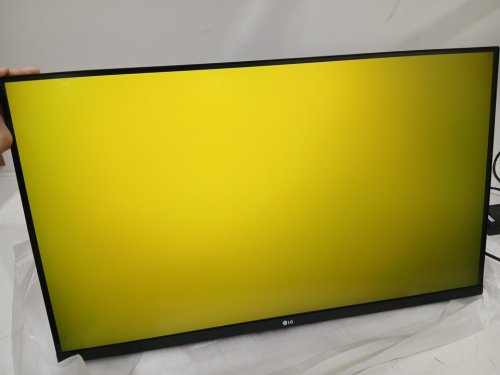 LG Ultrafine Ergo 4K UHD Monitor with IPS Display /HDR 10 / DCI-P3 95% Color / USB-C & Adjustable Ergonomic Stand - 32" - black (model: 32UN880K) image 6