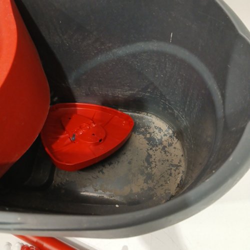 Vileda EasyWring Spin Mop Bucket Floor Cleaning System with Power Mop Head & extendable handle - red/grey (model: 172880/10683010609981/183310) image 4