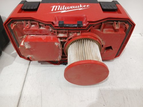 MILWAUKEE M18 Lithium-Ion Cordless WET/DRY VACUUM (TOOL ONLY) - 2gal / 18v - red/black (model: 0880-20) image 4
