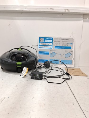 pooloob PF1 Cordless Robotic Pool Cleaner - 7ft 10.5" - black/green image 2