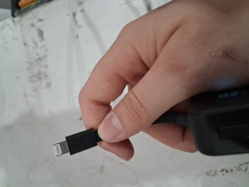 Wireless Portable Magnetic Power Bank - 10,000mAh - Black - (Model: P25) image 4