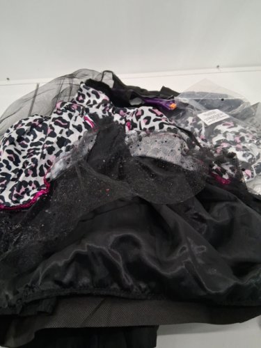 6PC WOMEN'S ROCK N ROLL KITTY COSTUME - MEDIUM 8-10 - BLACK, WHITE AND PINK image 2
