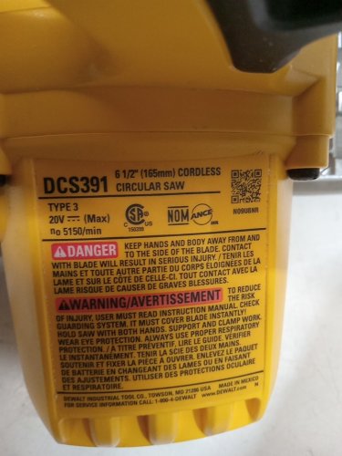 DEWALT 20V MAX* 6-1/2" Circular Saw Kit, with 5.0-Ah battery and charger (model: DCS391P1) image 14