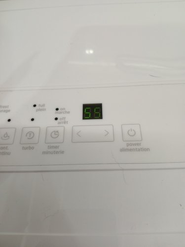 MIDEA EASYDRY DEHUMIDIFIER WITH DIGITAL DISPLAY - 1500SQ.FT. COVERAGE - WHITE (MODEL: MAD22C1AWS) image 3