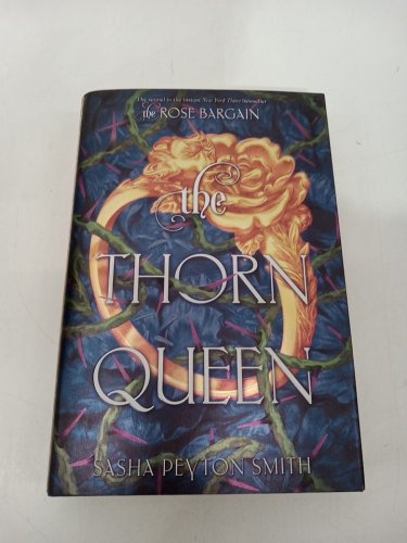 (Hardcover) The Thorn Queen: Deluxe Edition (Book #2) by Sasha Peyton Smith image 2