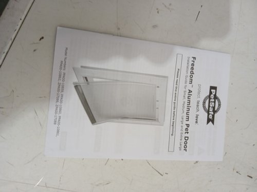 petsafe aluminum Tinted Vinyl Flap pet door - 19.7'' - White (model:ppa00-10859) image 4