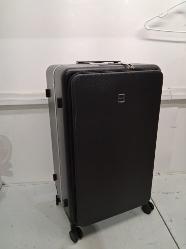Hanke Checked Luggage with Cup Holder and USB Ports - 28" - jet black (model: kh9877) image 4