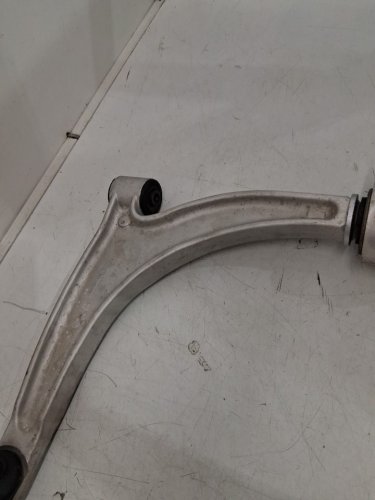 Suspension Control Arm and Ball Joint Assembly - LEFT SIDE - FITS VARIOUS CAR MODELS - SILVER image 4