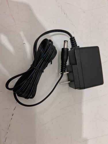Power Supply Adapter - 100V to 240V / 50/60Hz - Black (Model: XH075-0500-1000L) image 3