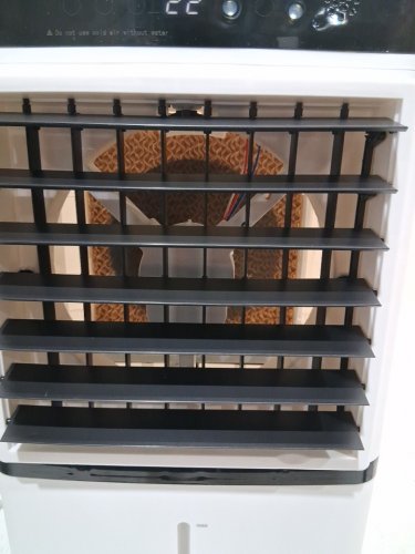 PORTABLE EVAPORATIVE AIR CONDITIONER WITH REMOTE & 4 ICE PACKS - 4GAL - UP TO 250SQ.FT - 3 SPEEDS - WHITE (MODEL: YYLF) image 7