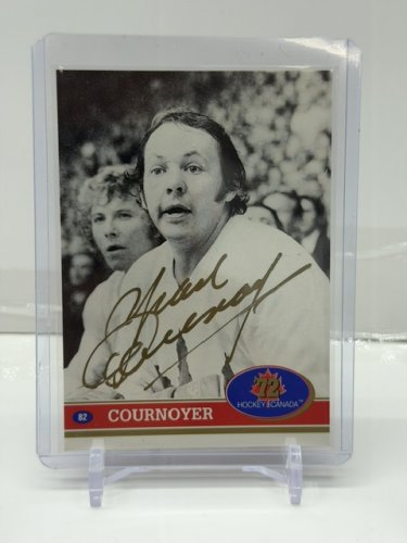 SIGNED YVAN COURNOYER -  1991 FUTURE (1972 HOCKEY CANDA OLYMPICS CARD) image 2