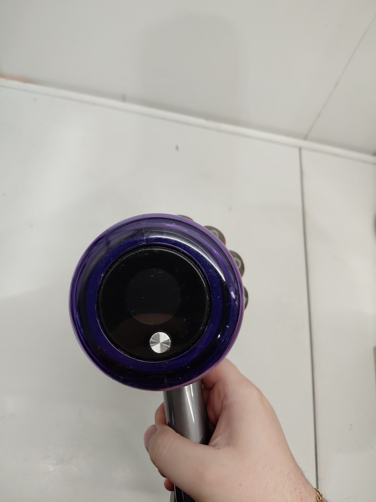dyson v11 cordless 2-in-1 stick/hand vacuum cleaner with multi-purpose attachments (model: v11 sv28) image 5