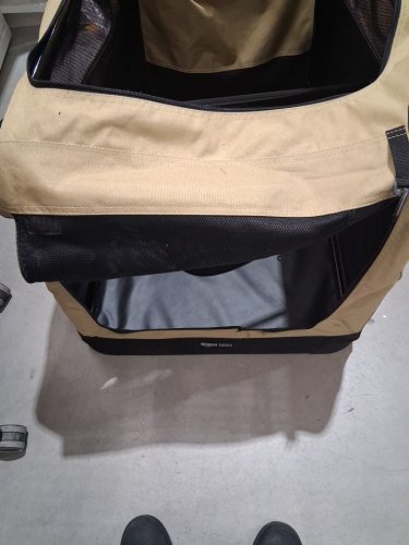 AMAZON BASICS PREMIUM FOLDING PORTABLE SOFT PET DOG CRATE CARRIER KENNEL - 36" x 24" x 25" - TAN image 5